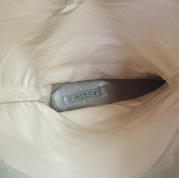 Cream suede stoned boots - Picture 9 of 10